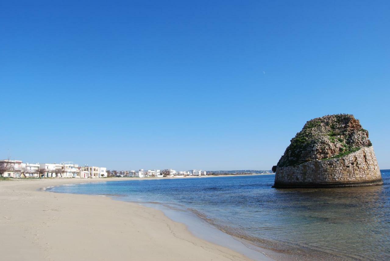 Appartamento Sul Mare Torre Pali Екстериор снимка